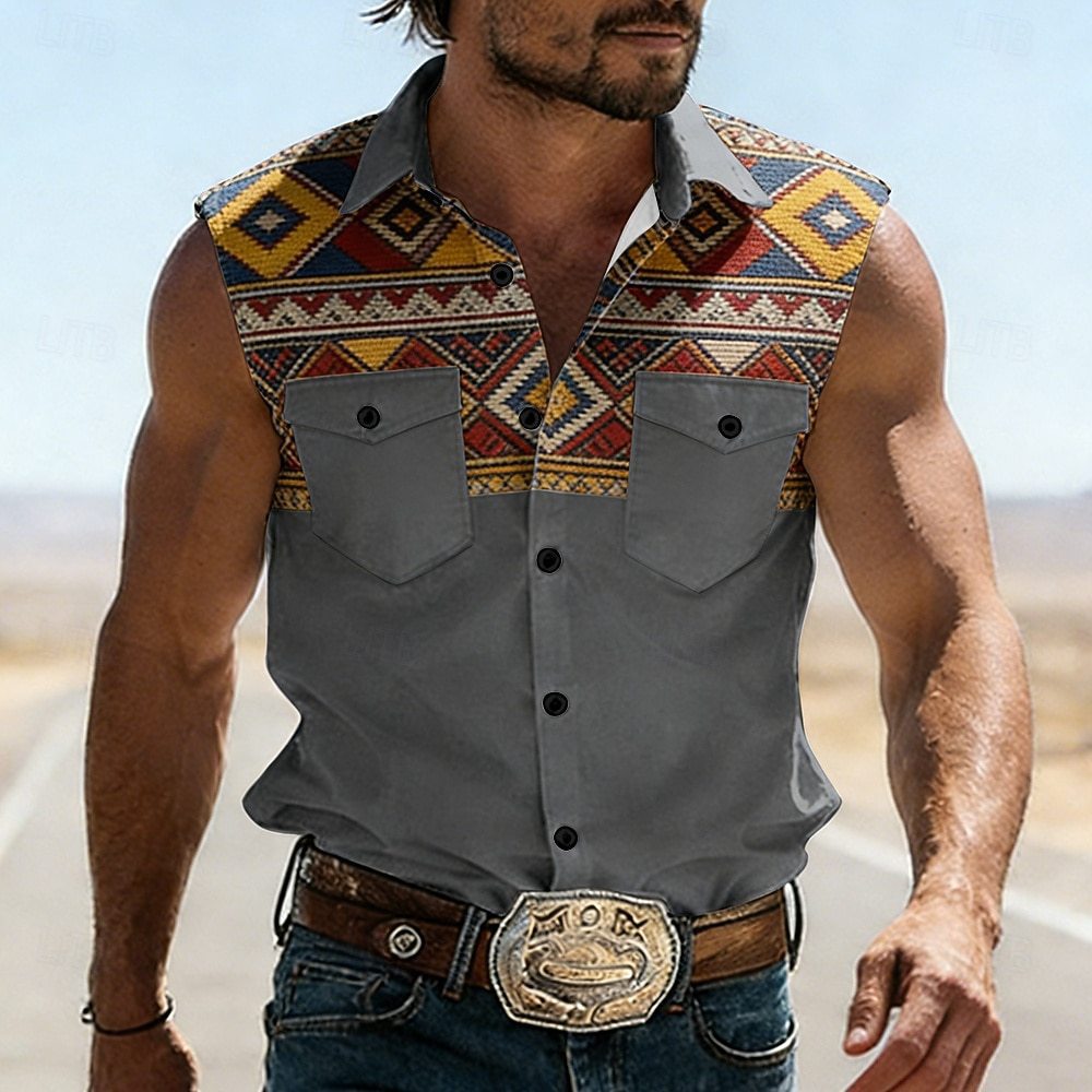 Chemise sans manches homme gris clair, col chemisier, empiècement imprimé multicolore.